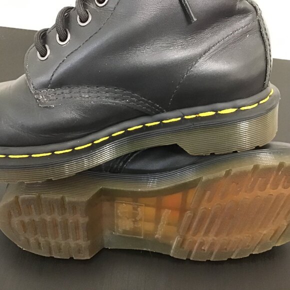Doc Dr Martens 11821 Black Leather 8 Eye Lace Up Combat Boot Women Size 5 - Picture 10 of 11